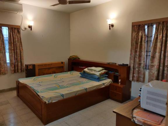 Lovely Couple Friendly Guest House โกลกาตา ภายนอก รูปภาพ